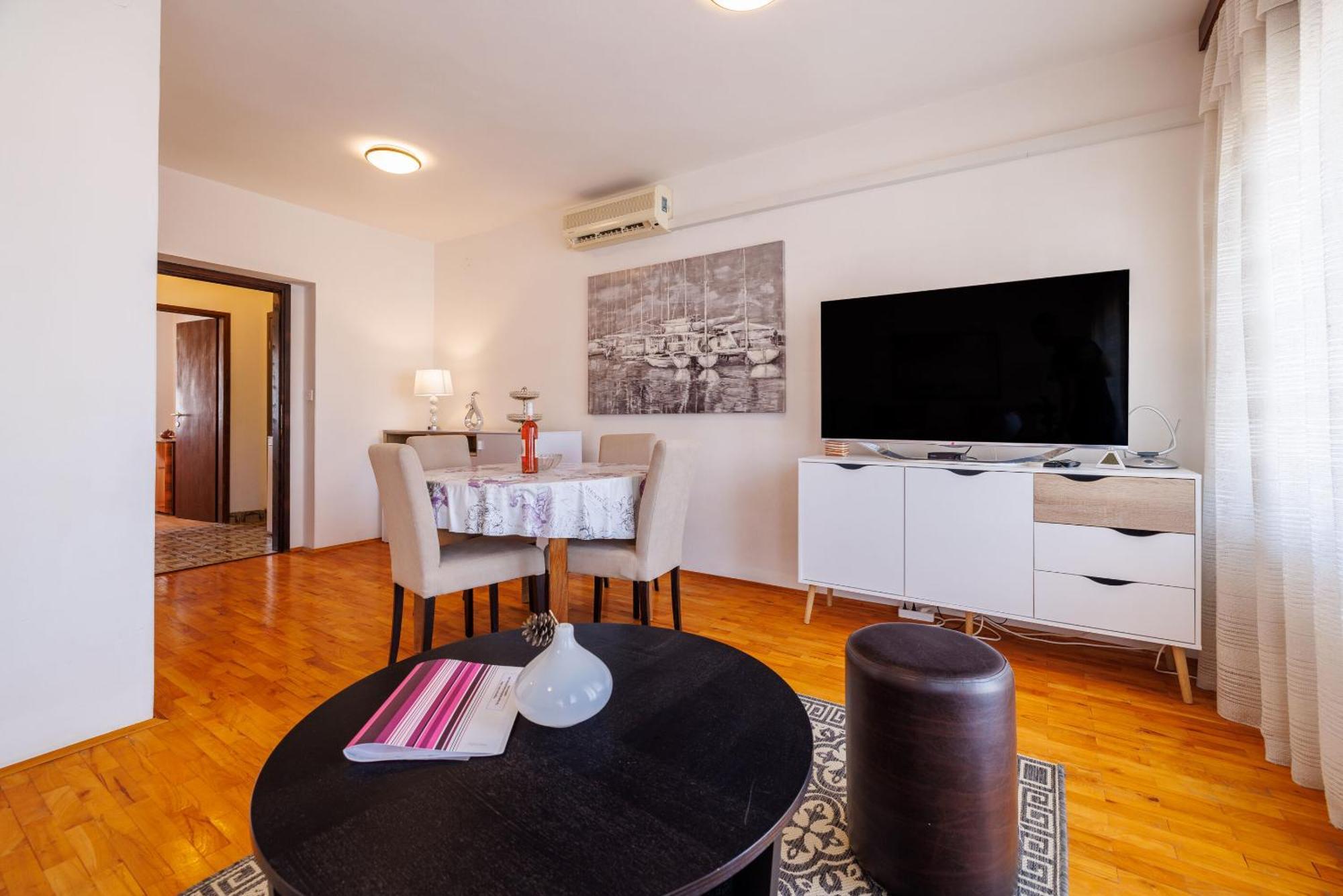 Apartments Zec سيلتسي المظهر الخارجي الصورة